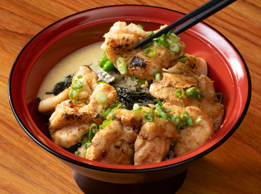 Staff Meal Rice Bowls （Chicken Breast & Grated Yam Rice Bowl）
